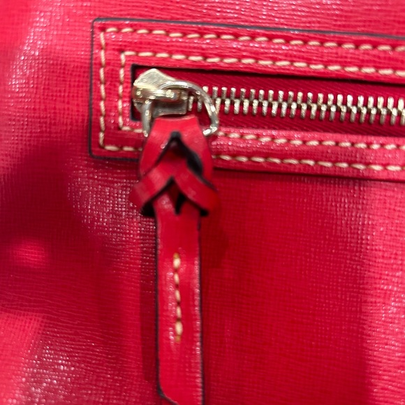 Dooney & Bourke Gorgeous Candy-apple red Bag/ Crossbody/Shimmery Gold Hardware - Picture 9 of 12